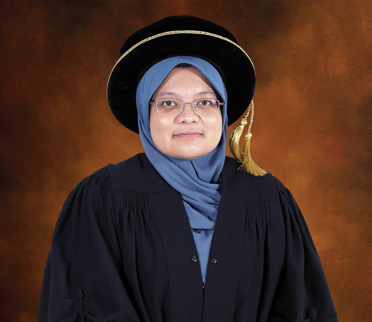 dr-nur-hayati